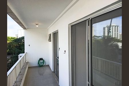 Apartamento para alugar com 85m², 2 quartos e 1 vaga