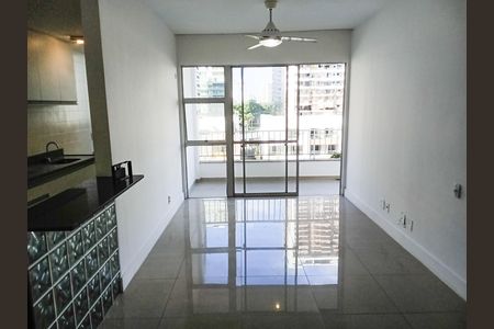 Apartamento para alugar com 85m², 2 quartos e 1 vaga