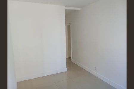 Apartamento para alugar com 85m², 2 quartos e 1 vaga