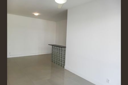 Apartamento para alugar com 85m², 2 quartos e 1 vaga