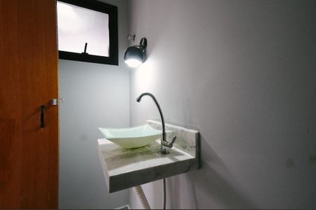 Casa à venda com 80m², 3 quartos e 1 vaga Casa à venda com 80m², 3 quartos e 1 vagaLavabo