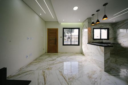 Casa à venda com 80m², 3 quartos e 1 vaga Casa à venda com 80m², 3 quartos e 1 vagaSala