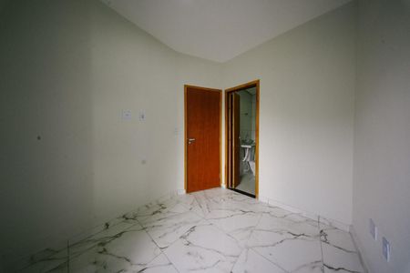 Casa à venda com 80m², 3 quartos e 1 vaga Casa à venda com 80m², 3 quartos e 1 vagaSuíte