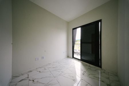 Casa à venda com 80m², 3 quartos e 1 vaga Casa à venda com 80m², 3 quartos e 1 vagaSuíte