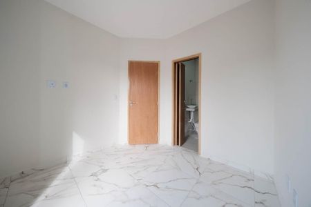 Casa à venda com 80m², 3 quartos e 1 vagaSuíte