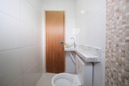 Casa à venda com 80m², 3 quartos e 1 vagaBanheiro
