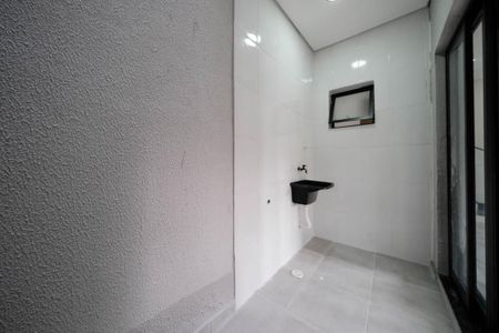 Casa à venda com 80m², 3 quartos e 1 vagaÁrea de Serviço