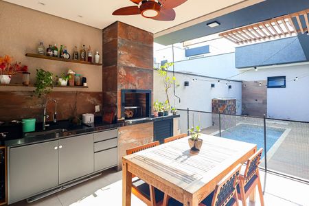 Casa de condomínio para alugar com 137m², 3 quartos e 1 vagaÁrea gourmet