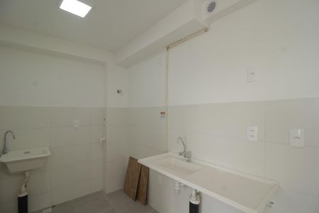 Apartamento para alugar com 38m², 2 quartos e sem vaga Apartamento para alugar com 38m², 2 quartos e sem vagaCozinha e Área de Serviço