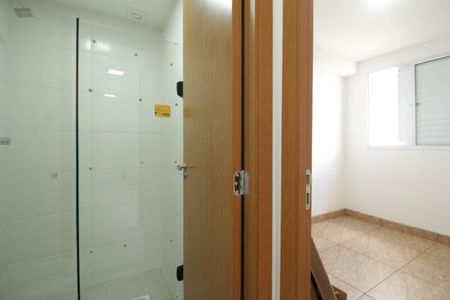 Apartamento para alugar com 38m², 2 quartos e sem vaga Apartamento para alugar com 38m², 2 quartos e sem vagaBanheiro