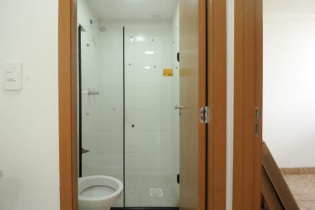 Apartamento para alugar com 38m², 2 quartos e sem vaga Apartamento para alugar com 38m², 2 quartos e sem vagaBanheiro