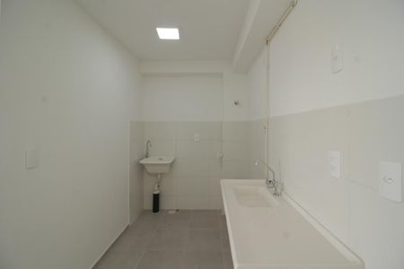 Apartamento para alugar com 38m², 2 quartos e sem vaga Apartamento para alugar com 38m², 2 quartos e sem vagaCozinha e Área de Serviço