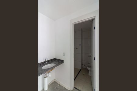 Apartamento à venda com 37m², 2 quartos e sem vaga Apartamento à venda com 37m², 2 quartos e sem vagaBanheiro Social