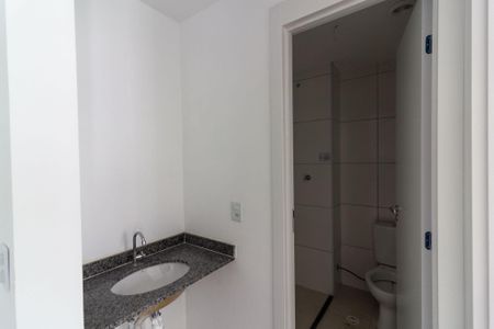 Apartamento à venda com 37m², 2 quartos e sem vaga Apartamento à venda com 37m², 2 quartos e sem vagaBanheiro Social