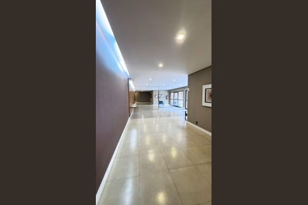 Apartamento à venda com 79m², 2 quartos e 1 vaga Apartamento à venda com 79m², 2 quartos e 1 vagaÁrea externa