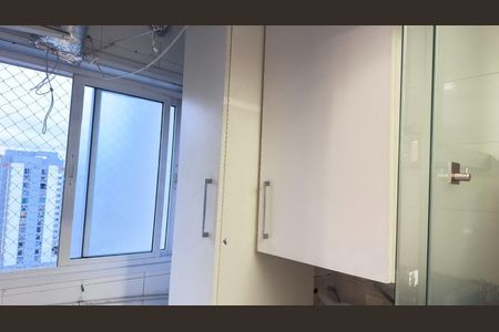 Apartamento à venda com 79m², 2 quartos e 1 vaga Apartamento à venda com 79m², 2 quartos e 1 vagaÁrea de serviço