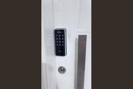 Apartamento à venda com 79m², 2 quartos e 1 vaga Apartamento à venda com 79m², 2 quartos e 1 vagaPorta de entrada