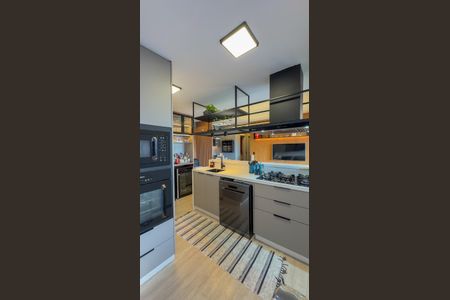 Apartamento à venda com 109m², 3 quartos e 2 vagas Apartamento à venda com 109m², 3 quartos e 2 vagasCozinha e Área de Serviço