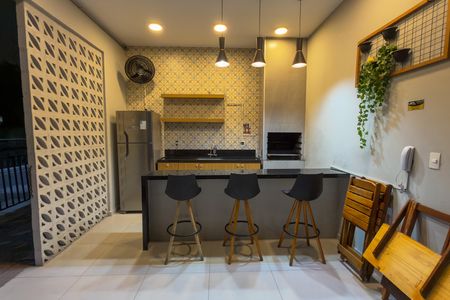 Apartamento para alugar com 45m², 2 quartos e 1 vaga Apartamento para alugar com 45m², 2 quartos e 1 vagaÁrea comum - Churrasqueira