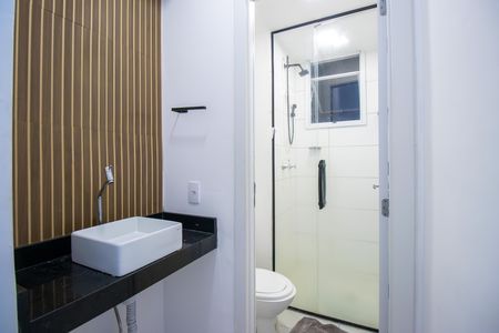 Apartamento para alugar com 45m², 2 quartos e 1 vaga Apartamento para alugar com 45m², 2 quartos e 1 vagaBanheiro