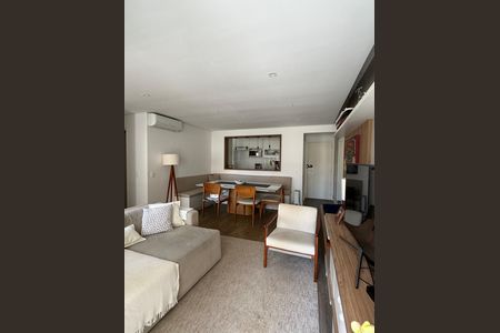 Apartamento à venda com 70m², 2 quartos e 2 vagasSala