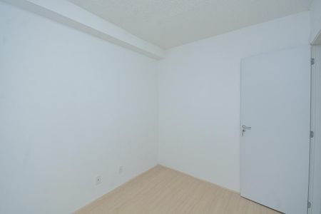Quarto 1 de apartamento para alugar com 2 quartos, 36m² em Jardim Sabara, São Paulo