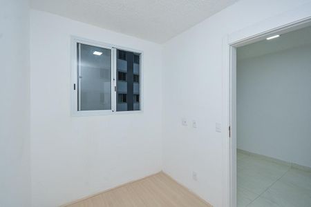 Quarto 2 de apartamento para alugar com 2 quartos, 36m² em Jardim Sabara, São Paulo
