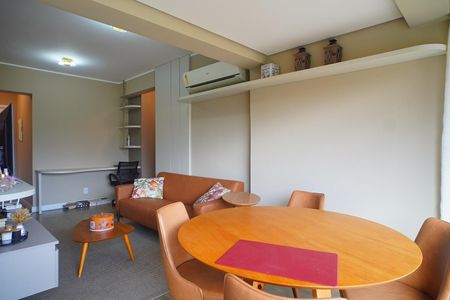 Sala de apartamento para alugar com 2 quartos, 78m² em Petrópolis, Porto Alegre