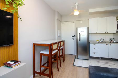 Apartamento à venda com 36m², 2 quartos e 1 vaga Apartamento à venda com 36m², 2 quartos e 1 vagaSala