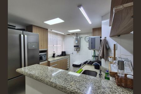 Apartamento à venda com 70m², 2 quartos e 1 vaga