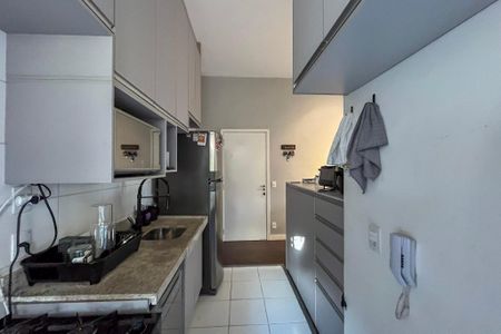 Apartamento à venda com 49m², 2 quartos e 1 vaga Apartamento à venda com 49m², 2 quartos e 1 vagaCozinha