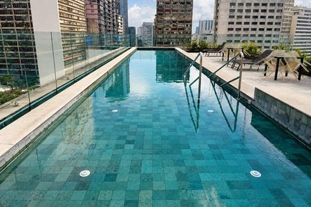 Studio para alugar com 40m², 1 quarto e 1 vagaPiscina