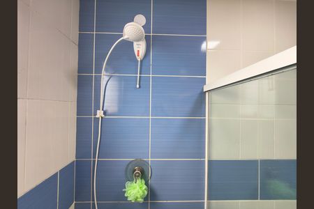 Casa de condomínio à venda com 240m², 4 quartos e 1 vaga
