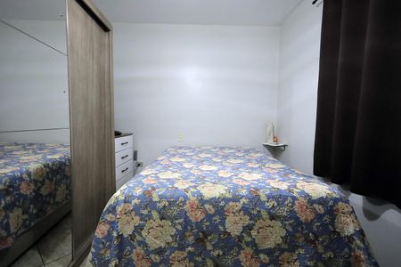 Casa à venda com 107m², 3 quartos e 3 vagas Casa à venda com 107m², 3 quartos e 3 vagasQuarto 2