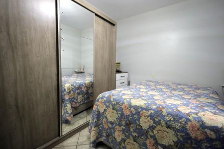 Casa à venda com 107m², 3 quartos e 3 vagas Casa à venda com 107m², 3 quartos e 3 vagasQuarto 2