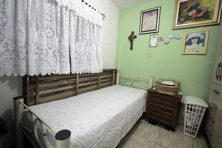 Casa à venda com 107m², 3 quartos e 3 vagas Casa à venda com 107m², 3 quartos e 3 vagasQuarto 3 Edicula