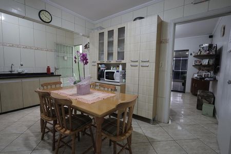 Casa à venda com 107m², 3 quartos e 3 vagas Casa à venda com 107m², 3 quartos e 3 vagasCozinha