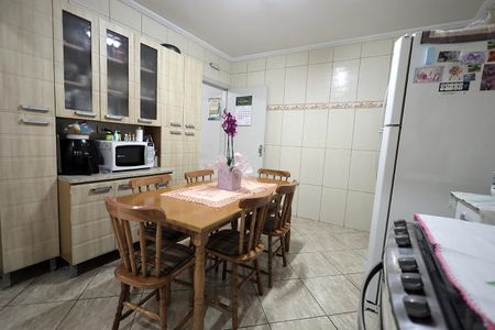 Casa à venda com 107m², 3 quartos e 3 vagas Casa à venda com 107m², 3 quartos e 3 vagasCozinha