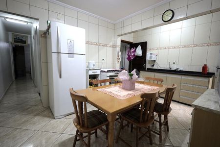 Casa à venda com 107m², 3 quartos e 3 vagas Casa à venda com 107m², 3 quartos e 3 vagasCozinha