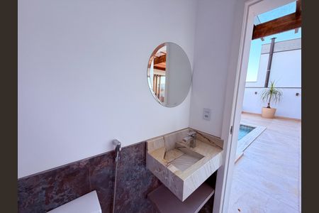 Casa para alugar com 730m², 4 quartos e 3 vagas