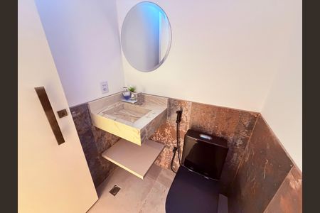 Casa para alugar com 730m², 4 quartos e 3 vagas