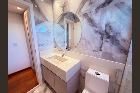 Casa para alugar com 730m², 4 quartos e 3 vagas