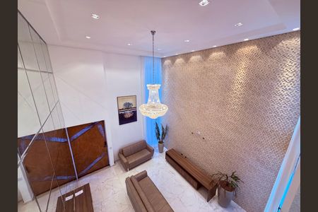 Casa para alugar com 730m², 4 quartos e 3 vagas Casa para alugar com 730m², 4 quartos e 3 vagasSala