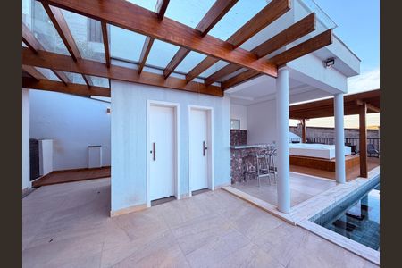 Casa para alugar com 730m², 4 quartos e 3 vagas Casa para alugar com 730m², 4 quartos e 3 vagasÁrea de lazer