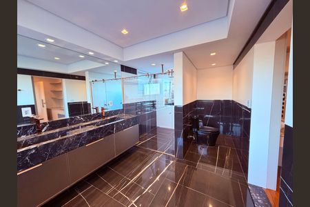 Casa para alugar com 730m², 4 quartos e 3 vagas