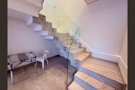 Casa para alugar com 730m², 4 quartos e 3 vagas