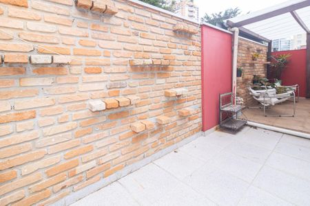 Casa para alugar com 190m², 2 quartos e 2 vagas Casa para alugar com 190m², 2 quartos e 2 vagasQuintal