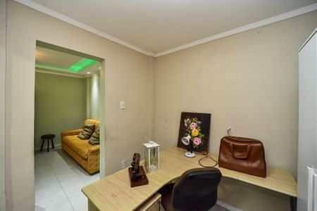 Casa para alugar com 180m², 2 quartos e 3 vagas Casa para alugar com 180m², 2 quartos e 3 vagasEscritório/Casa térreo