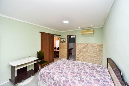 Casa para alugar com 180m², 2 quartos e 3 vagas Casa para alugar com 180m², 2 quartos e 3 vagasSuíte/Casa térreo