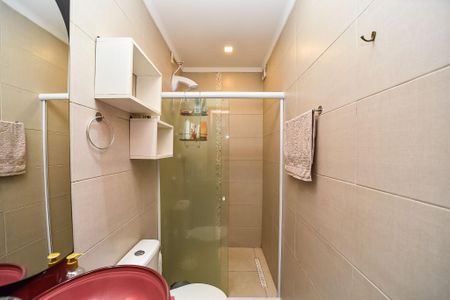 Casa para alugar com 180m², 2 quartos e 3 vagas Casa para alugar com 180m², 2 quartos e 3 vagasBanheiro/Casa andar superior